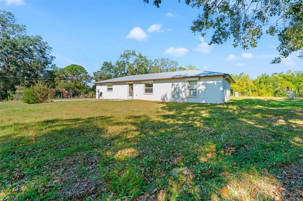 22325 Whitman Road Brooksville, FL 34601 - Photo 7 of 30 Gallery Image 7