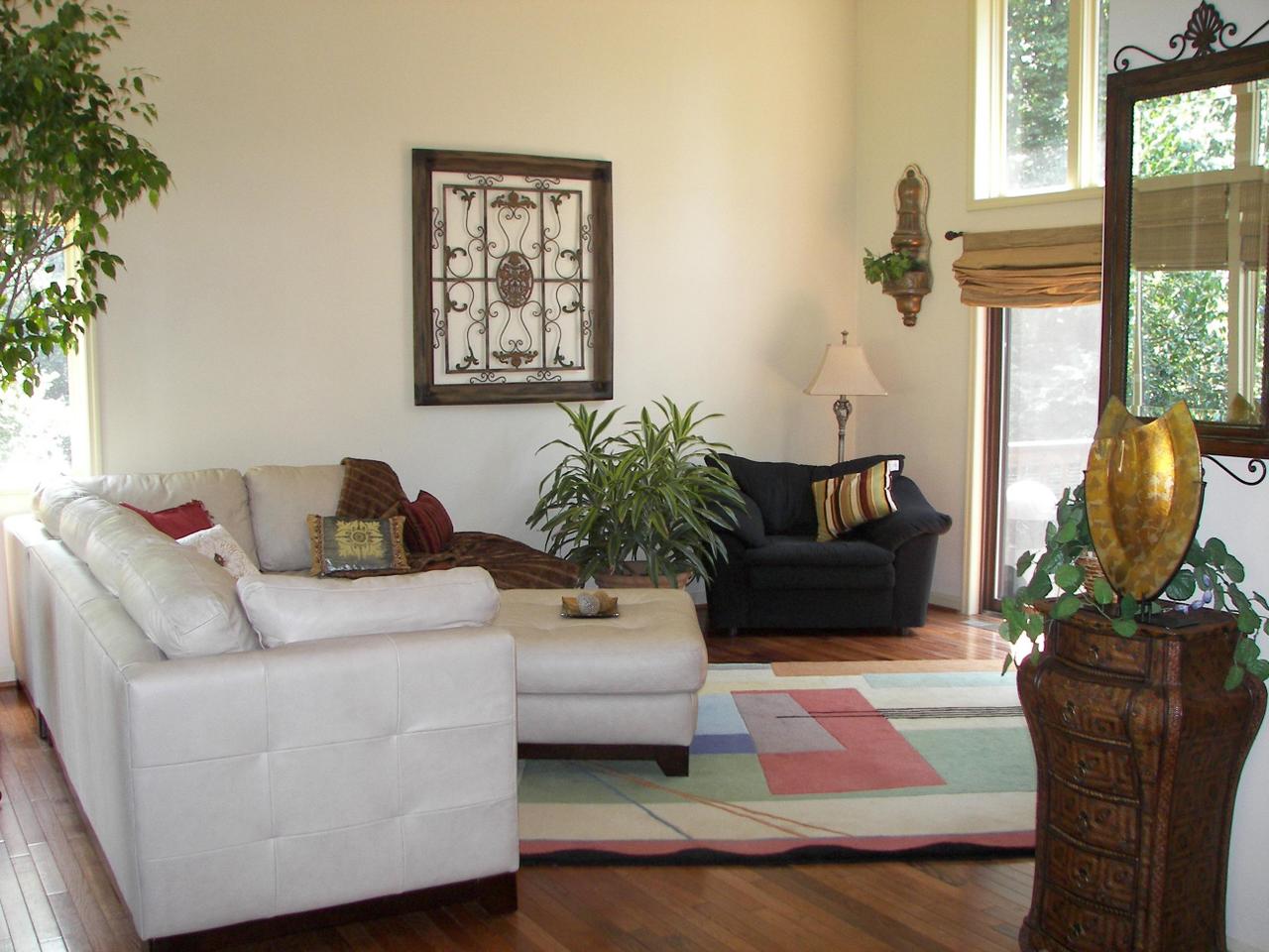 5930 2 Ford Road Roanoke, VA 24018 - Photo 4 of 15 LIVING ROOM VIEW