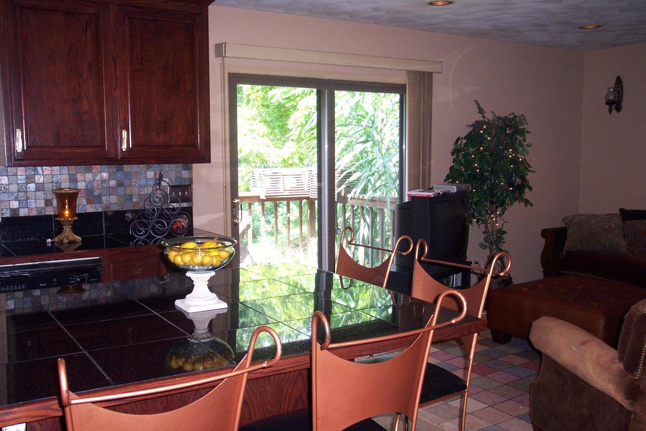 5930 2 Ford Road Roanoke, VA 24018 - Photo 8 of 15 KITCHEN VIEW