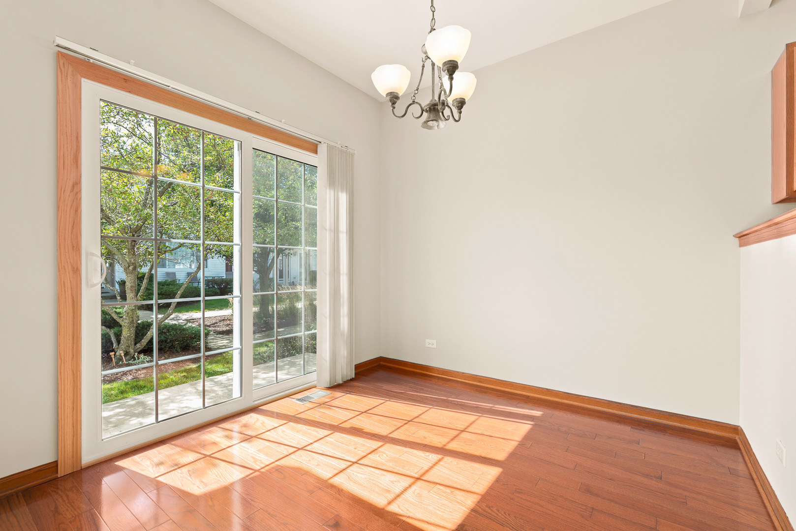 850 County Line Road, Unit 850 Aurora, IL 60502 - Photo 5 of 20 a view of a room with a large window