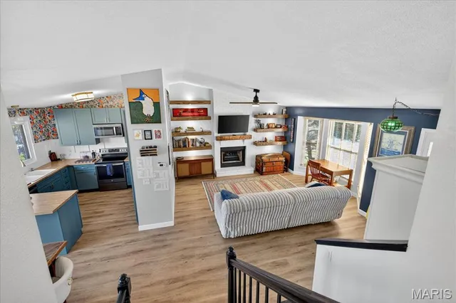 $349,500 | 1064 Apricot Drive, St. Charles, MO 63301