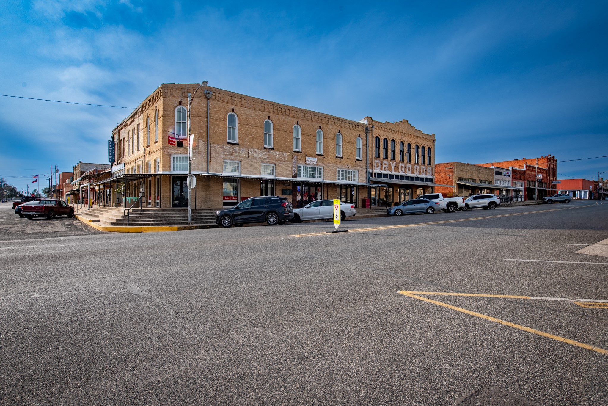 418 South Ave D Elgin, TX 78621 - Photo 12 of 29 a view of street with parked cars