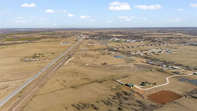 $1,200,000 | 500 County Road 1105, Rio Vista, TX 76093