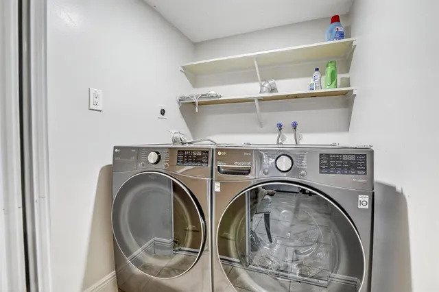 $585,000 | 3930 Southwest 82nd Terrace, Davie, FL 33328