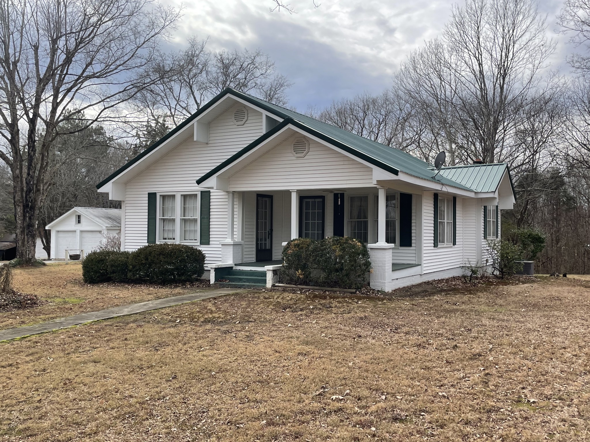 6265 Lower Big Sandy Road Big Sandy, TN 38221 - Photo 4 of 22 Gallery Image 4