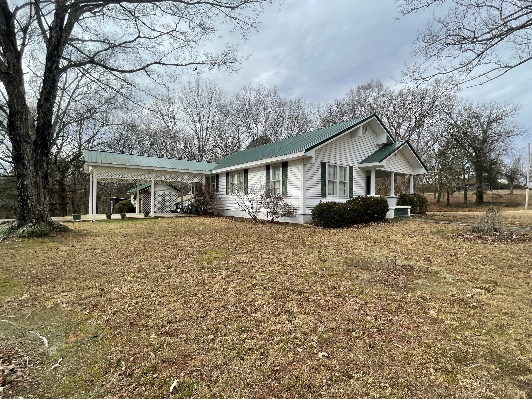 6265 Lower Big Sandy Road Big Sandy, TN 38221 - Photo 5 of 22 Gallery Image 5