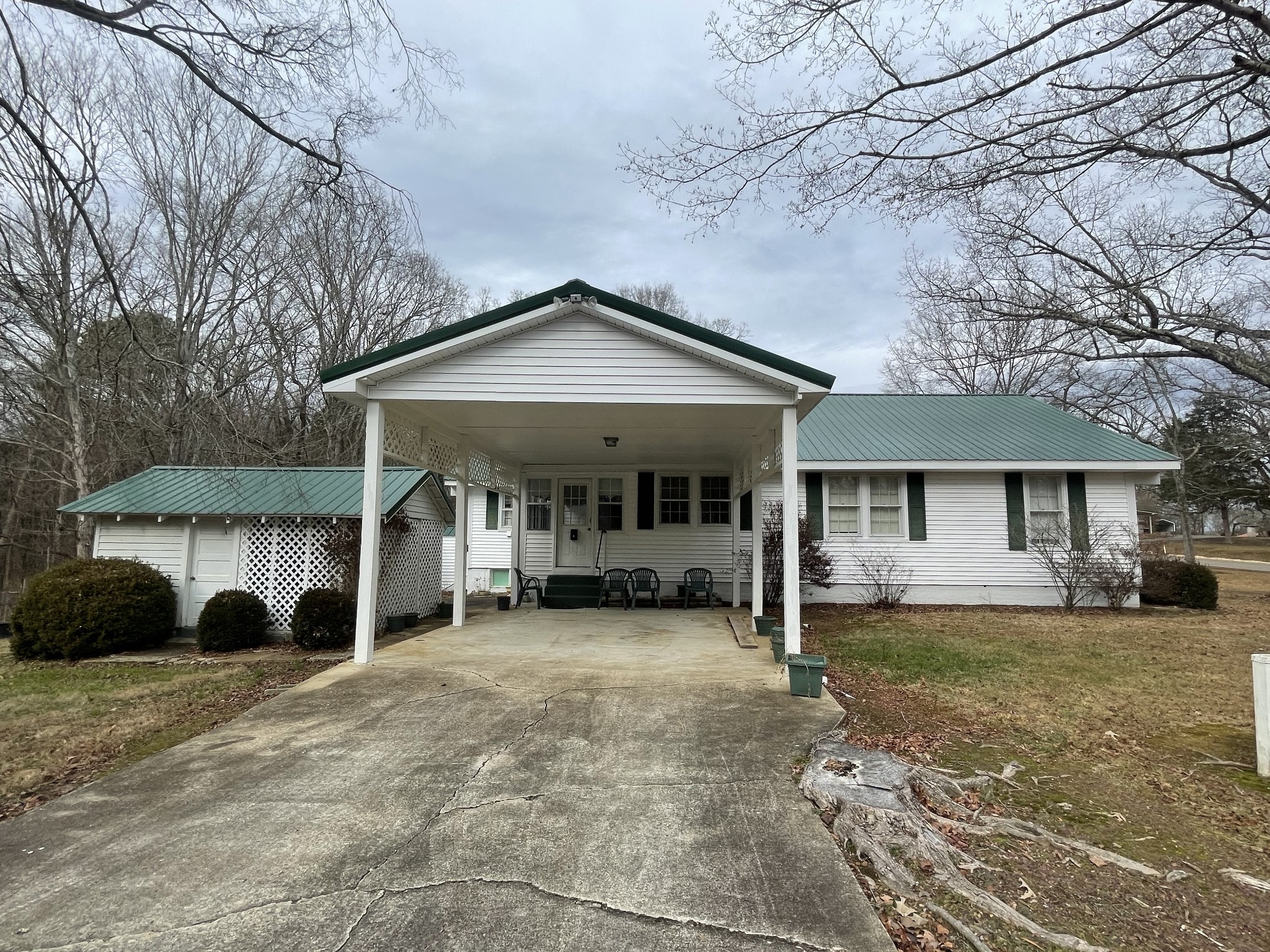 6265 Lower Big Sandy Road Big Sandy, TN 38221 - Photo 8 of 22 Gallery Image 8