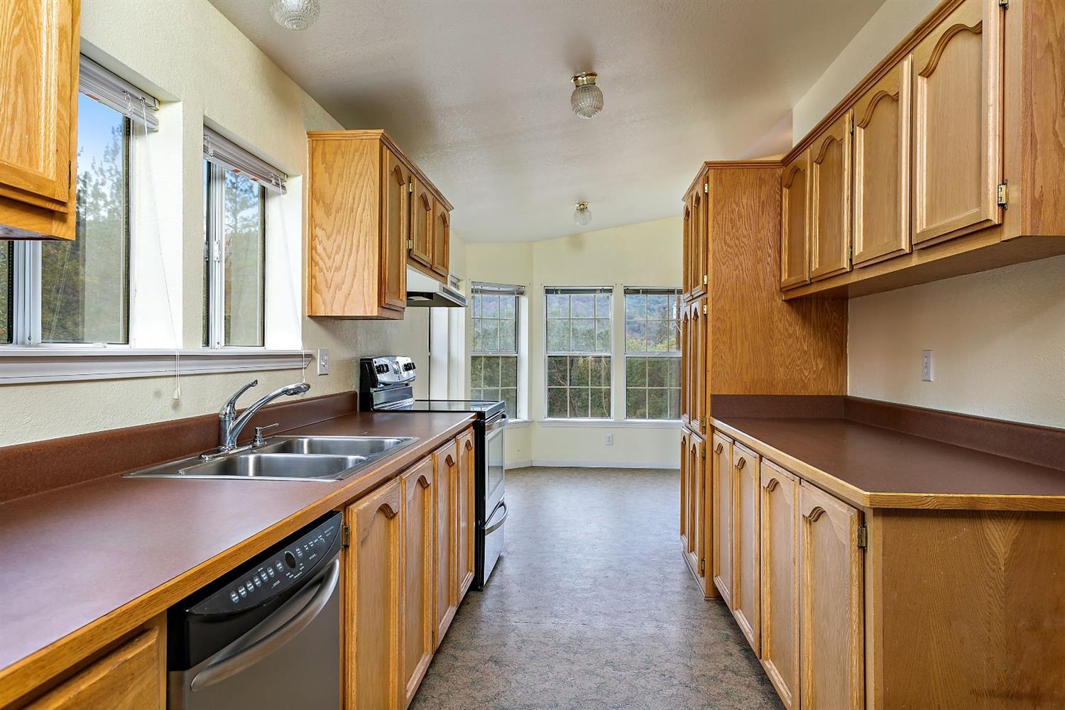 7800 Old Stage Road Central Point, OR 97502 - Photo 15 of 35 Additional Photo