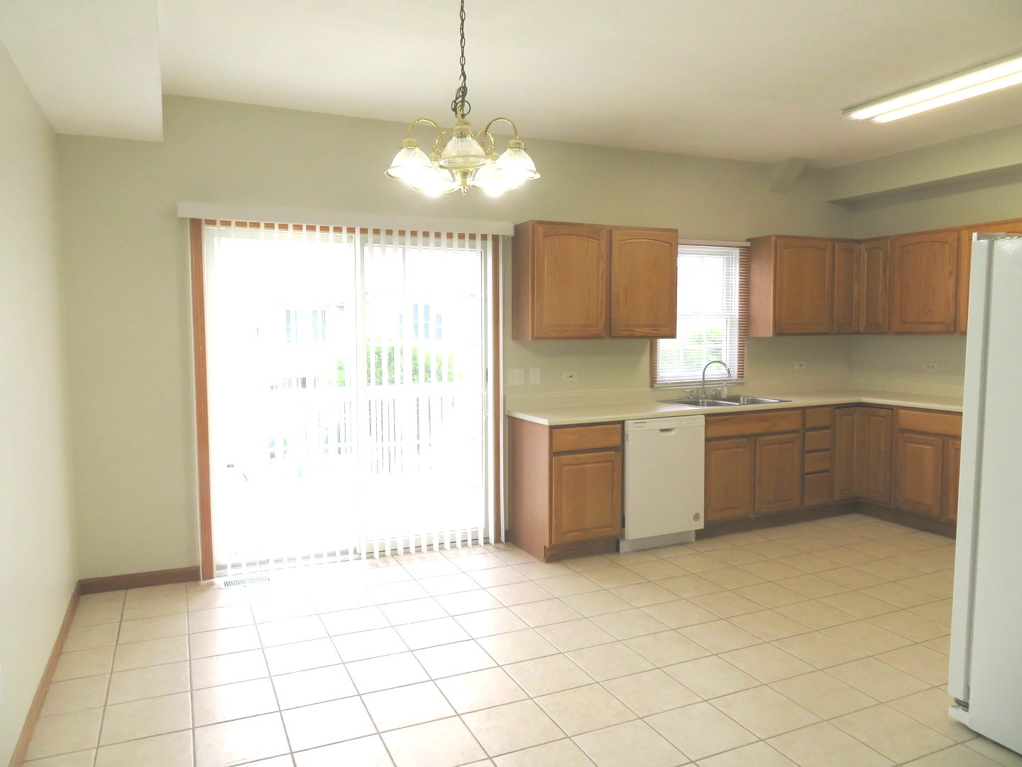 2041 Lisbon Road, Unit B Morris, IL 60450 - Photo 7 of 21