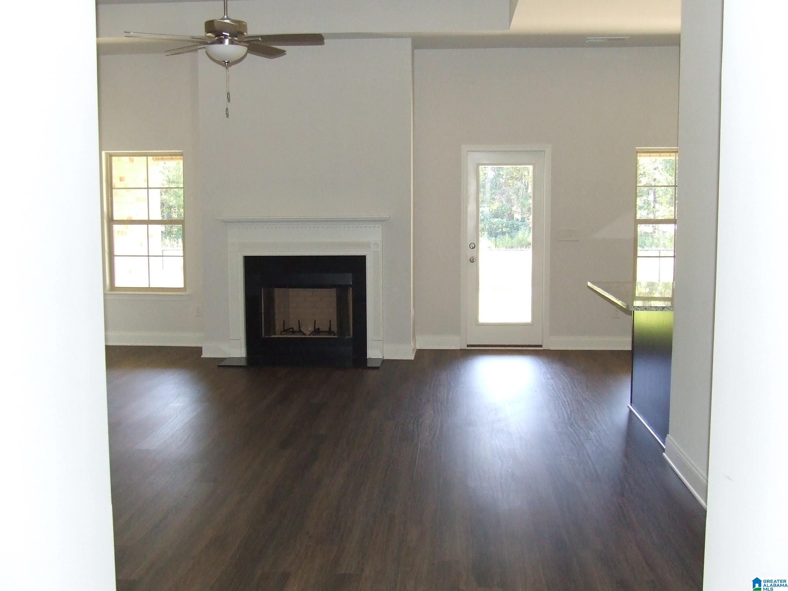 205 Dawsons Cv Drive Alabaster, AL 35007 - Photo 7 of 30