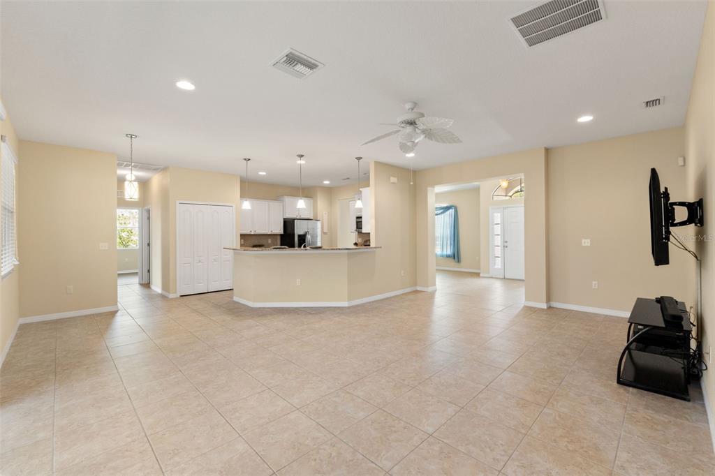 13589 Hunters Point Street Spring Hill, FL 34609 - Photo 30 of 45