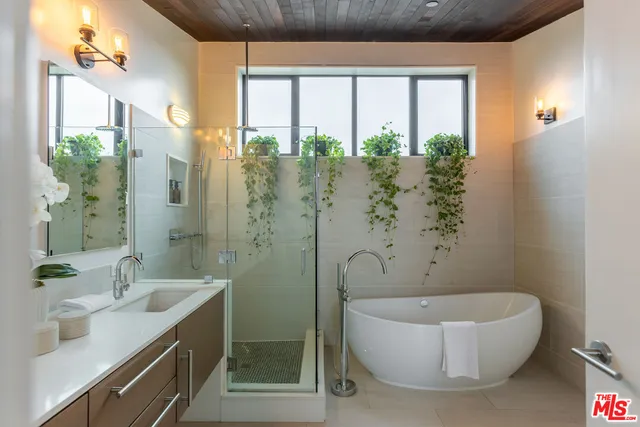 $2,880,000 | 520 Broadway Street, Venice, CA 90291