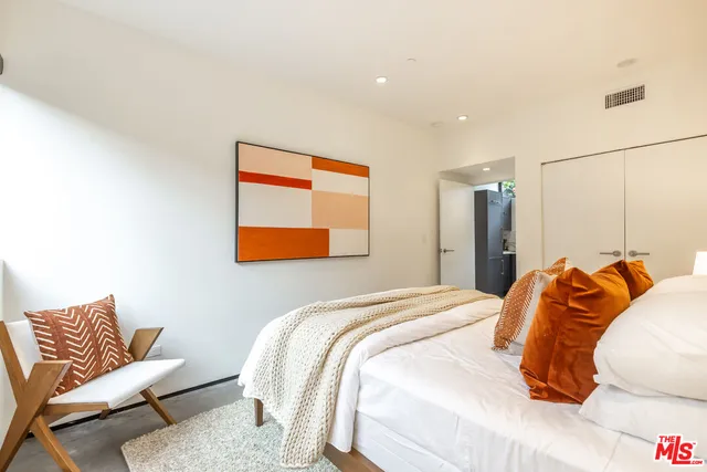 $2,880,000 | 520 Broadway Street, Venice, CA 90291