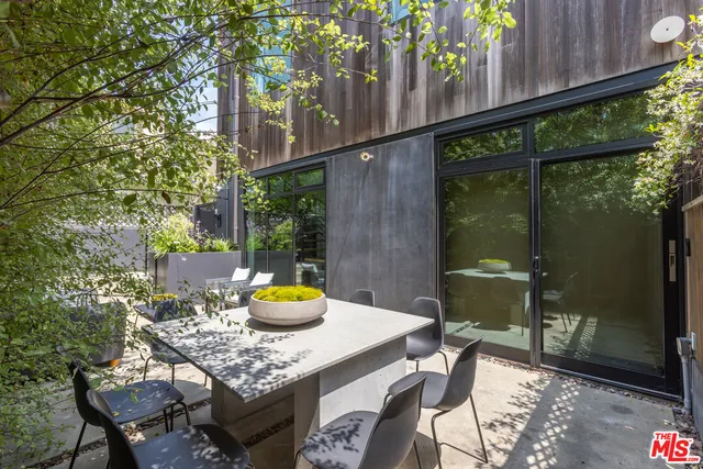 $2,880,000 | 520 Broadway Street, Venice, CA 90291