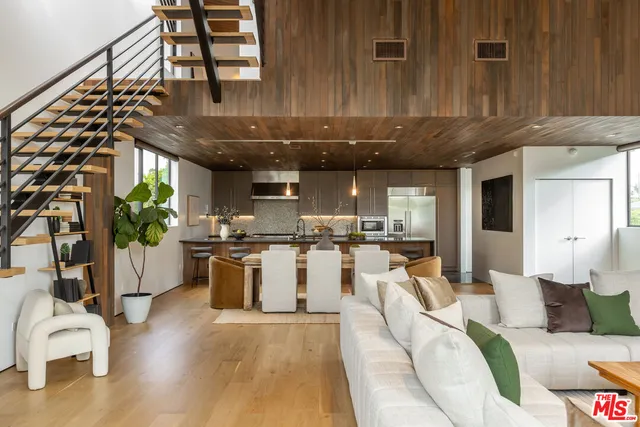 $2,880,000 | 520 Broadway Street, Venice, CA 90291