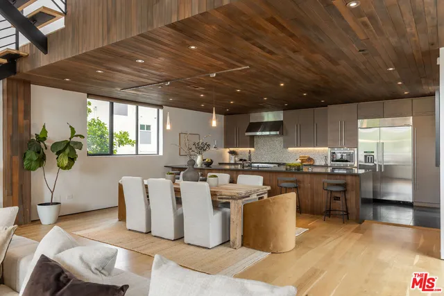 $2,880,000 | 520 Broadway Street, Venice, CA 90291