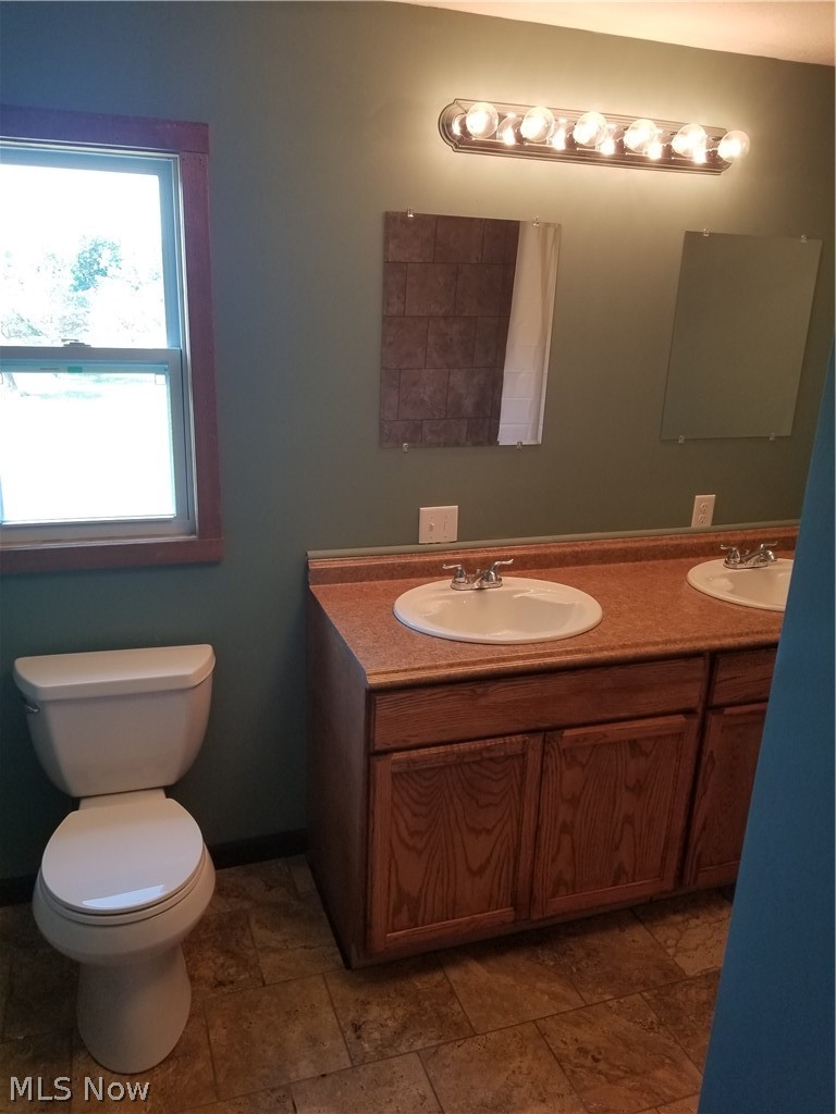48501 Middle Ridge Road Amherst, OH 44001 - Photo 15 of 18