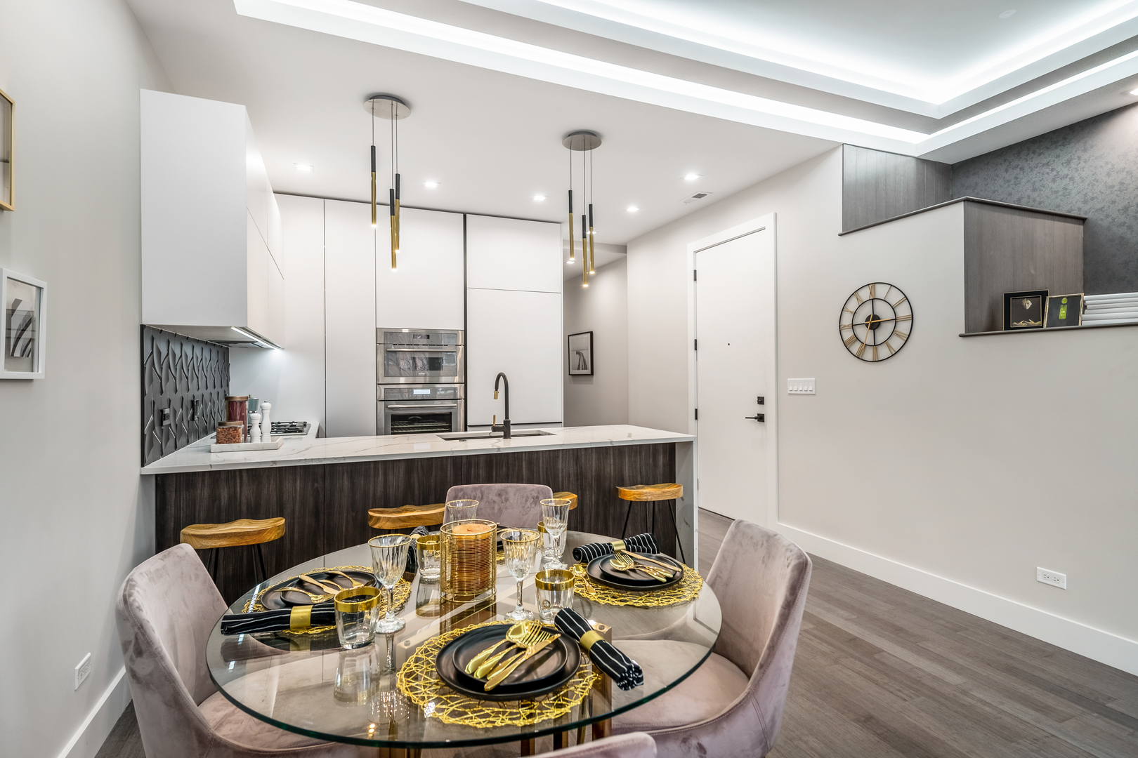 1446 West Chestnut Street, Unit 2 Chicago, IL 60642 - Photo 8 of 16