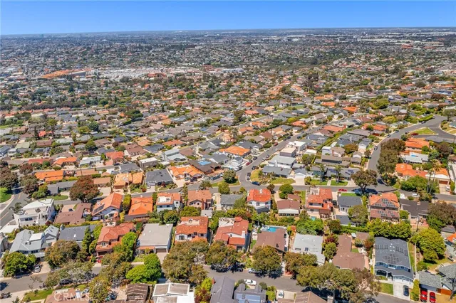 $10,995 | 221 VÃa Alameda, Redondo Beach, CA 90277
