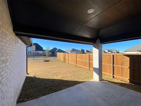 $2,150 | 305 Tartane Drive, Anna, TX 75409