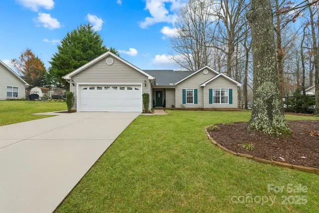 $365,000 | 115 Spring Lake Drive, Troutman, NC 28166
