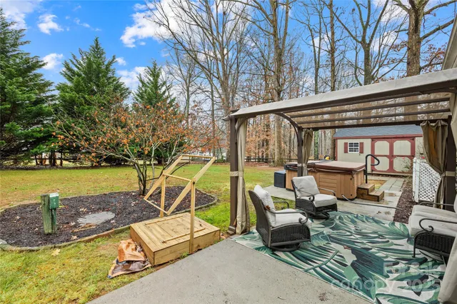 $365,000 | 115 Spring Lake Drive, Troutman, NC 28166