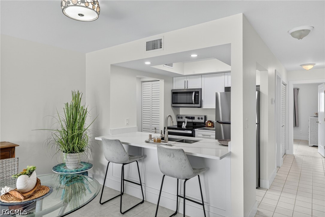 200 Lenell Road, Unit 214 Fort Myers Beach, FL 33931 - Photo 9 of 32