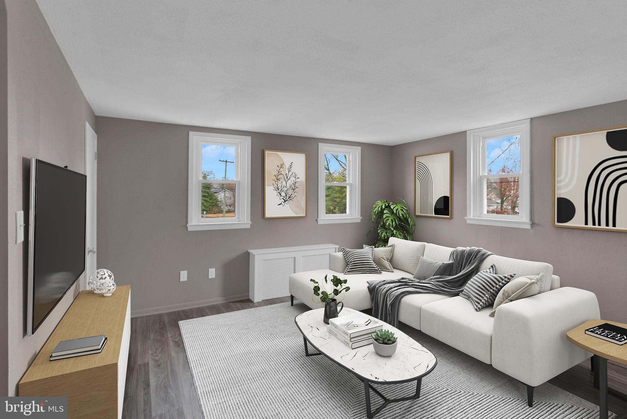 713 Public Road Palmyra, NJ 08065 - Photo 3 of 12 Living room