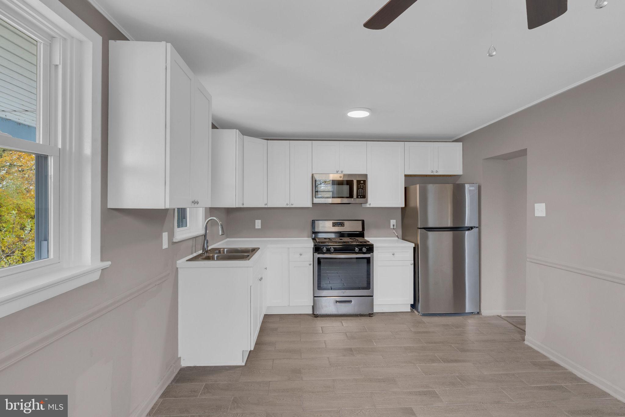 713 Public Road Palmyra, NJ 08065 - Photo 4 of 12 Kitchen