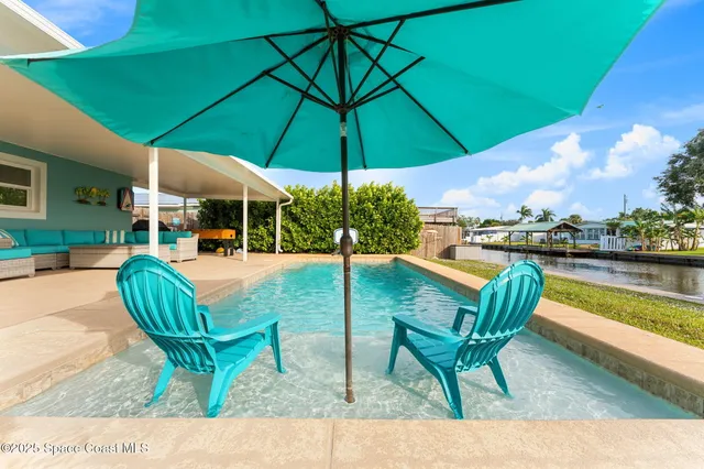 a view of outdoor space yard swimming pool and patio