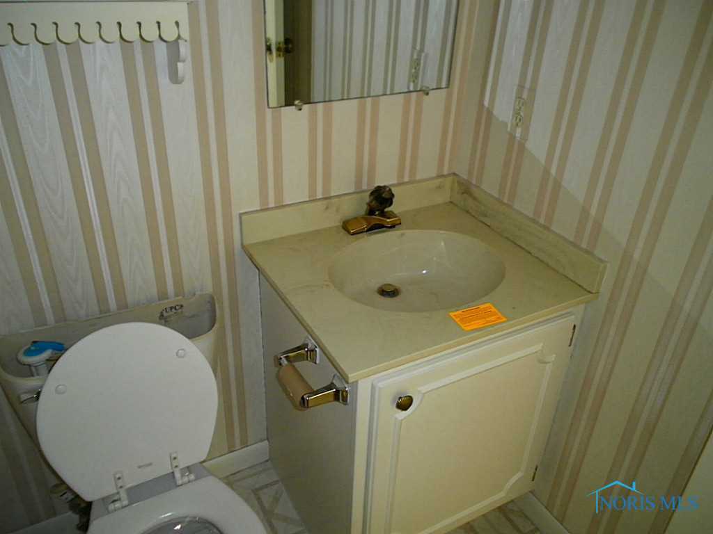 6607 Garden Road, Unit 6607 Maumee, OH 43537 - Photo 6 of 13 Gallery Image 6