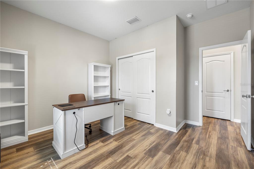 7618 Pool Compass Loop Wesley Chapel, FL 33545 - Photo 11 of 80