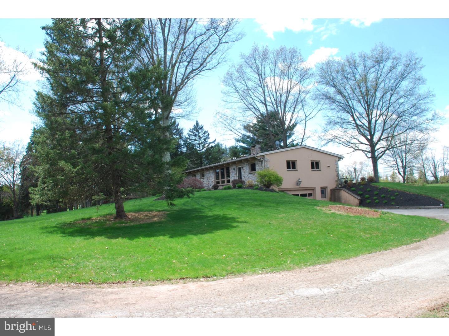 1631 Kriebel Mill Road Collegeville, PA 19426 - Photo 6 of 21