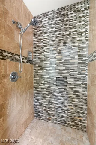 $2,000,000 | 631 Coriander Canyon Court, Las Vegas, NV 89138