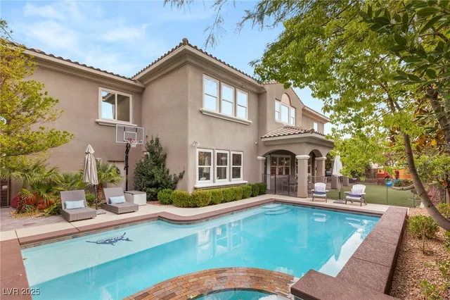 $2,000,000 | 631 Coriander Canyon Court, Las Vegas, NV 89138
