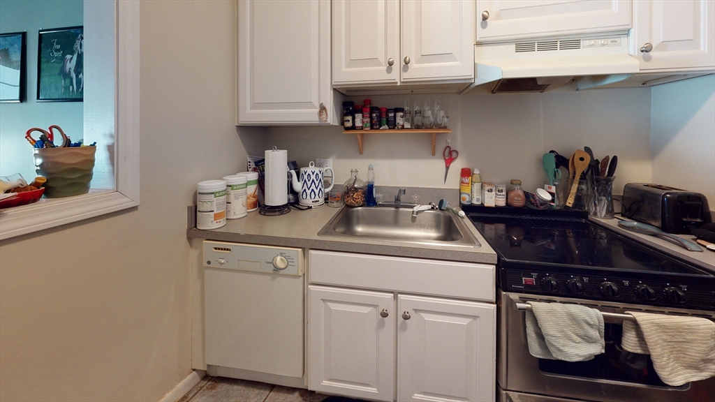 15 University Road, Unit 34 Brookline, MA 02445 - Photo 3 of 9