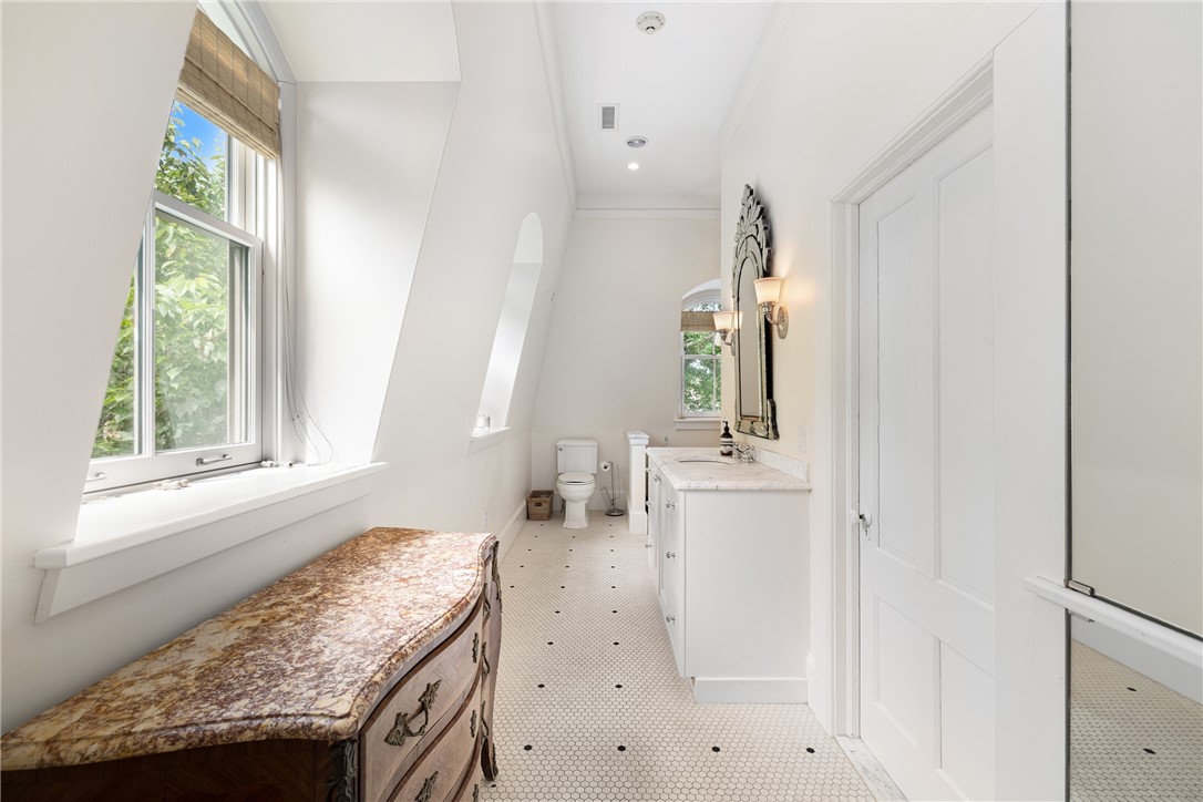 41 Ocean Road Narragansett, RI 02882 - Photo 42 of 50