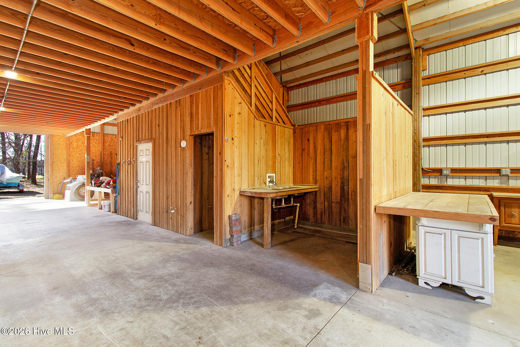 820 Laurel Road Beaufort, NC 28516 - Photo 23 of 33 Barn Interior