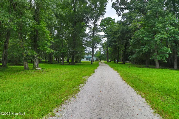 $500,000 | 820 Laurel Road, Beaufort, NC 28516