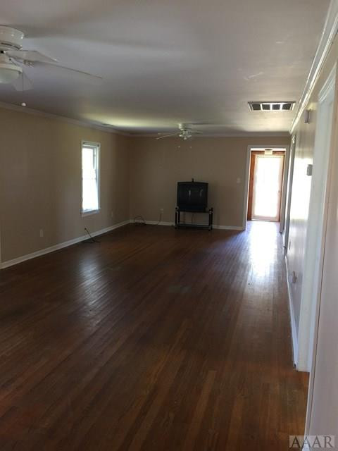 647 North Sandy Hook Road Shawboro, NC 27973 - Photo 11 of 38