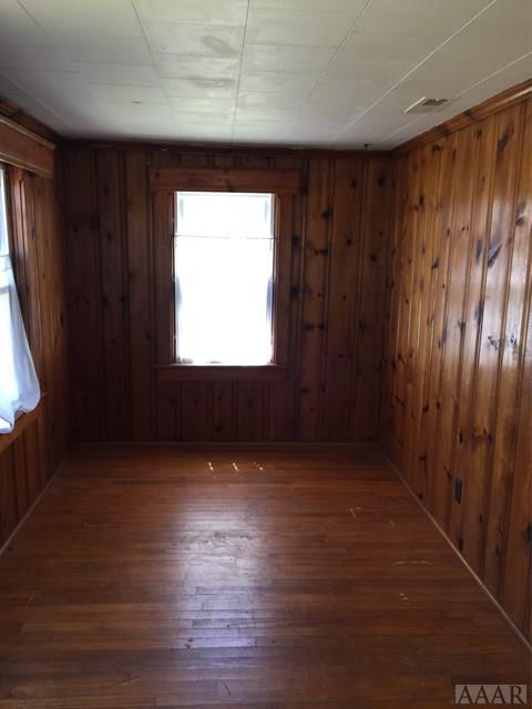 647 North Sandy Hook Road Shawboro, NC 27973 - Photo 15 of 38