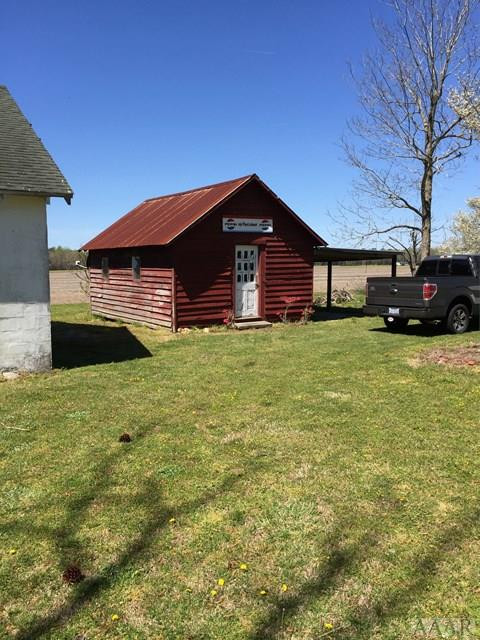 647 North Sandy Hook Road Shawboro, NC 27973 - Photo 21 of 38