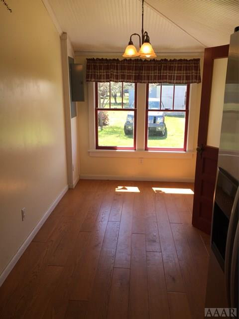 647 North Sandy Hook Road Shawboro, NC 27973 - Photo 10 of 38