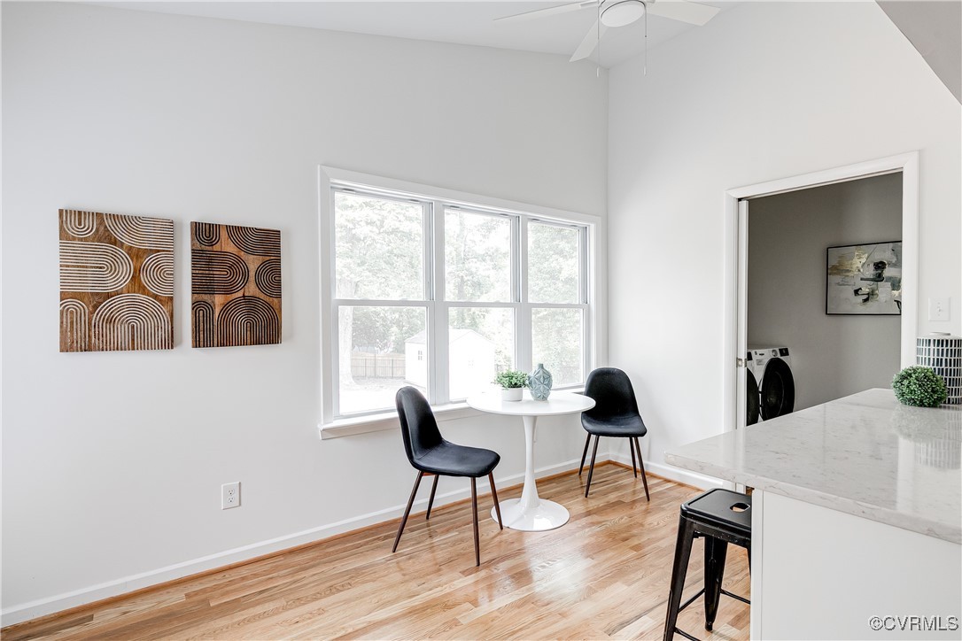 7654 Cherokee Road Richmond, VA 23225 - Photo 17 of 35 a workspace with furniture and a window