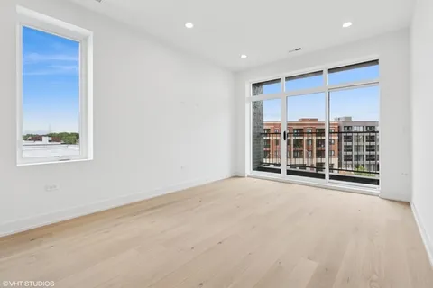 $3,300 | 3219 North Elston Court, Unit 2, Chicago, IL 60614