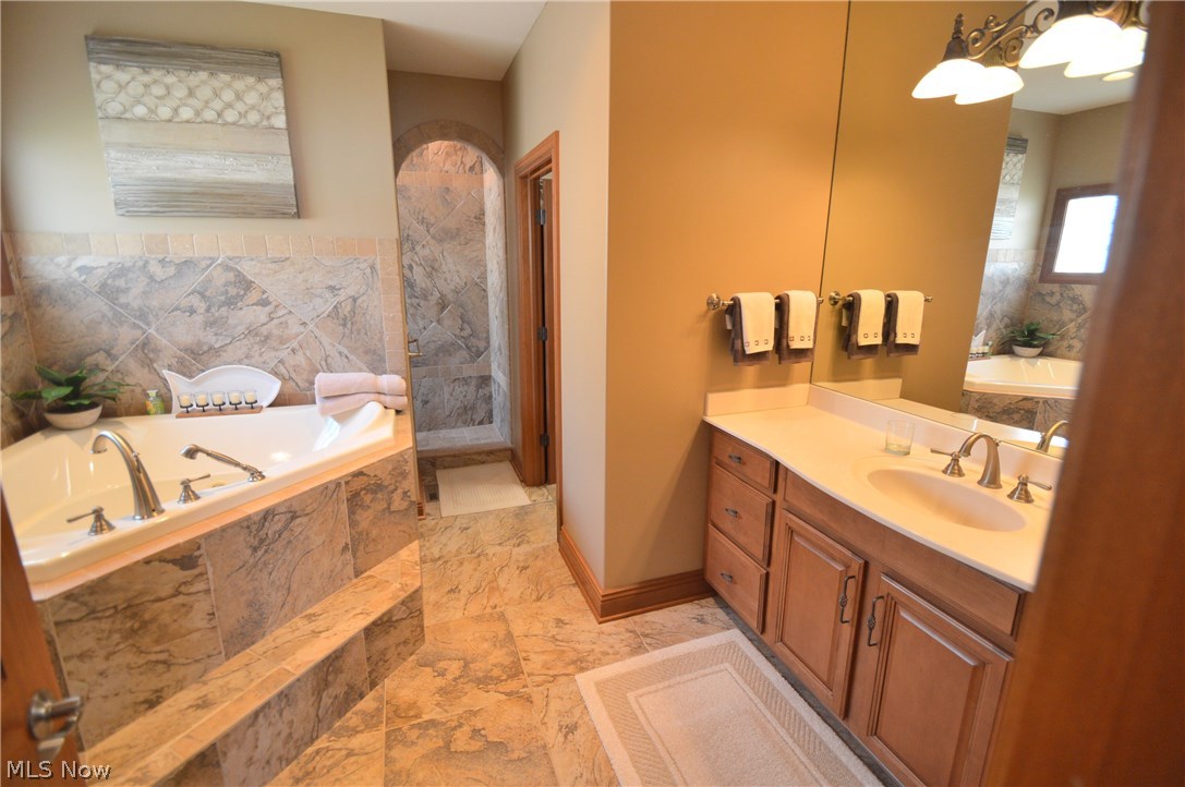9500 Springfield Road, Unit 6 Youngstown, OH 44514 - Photo 18 of 35