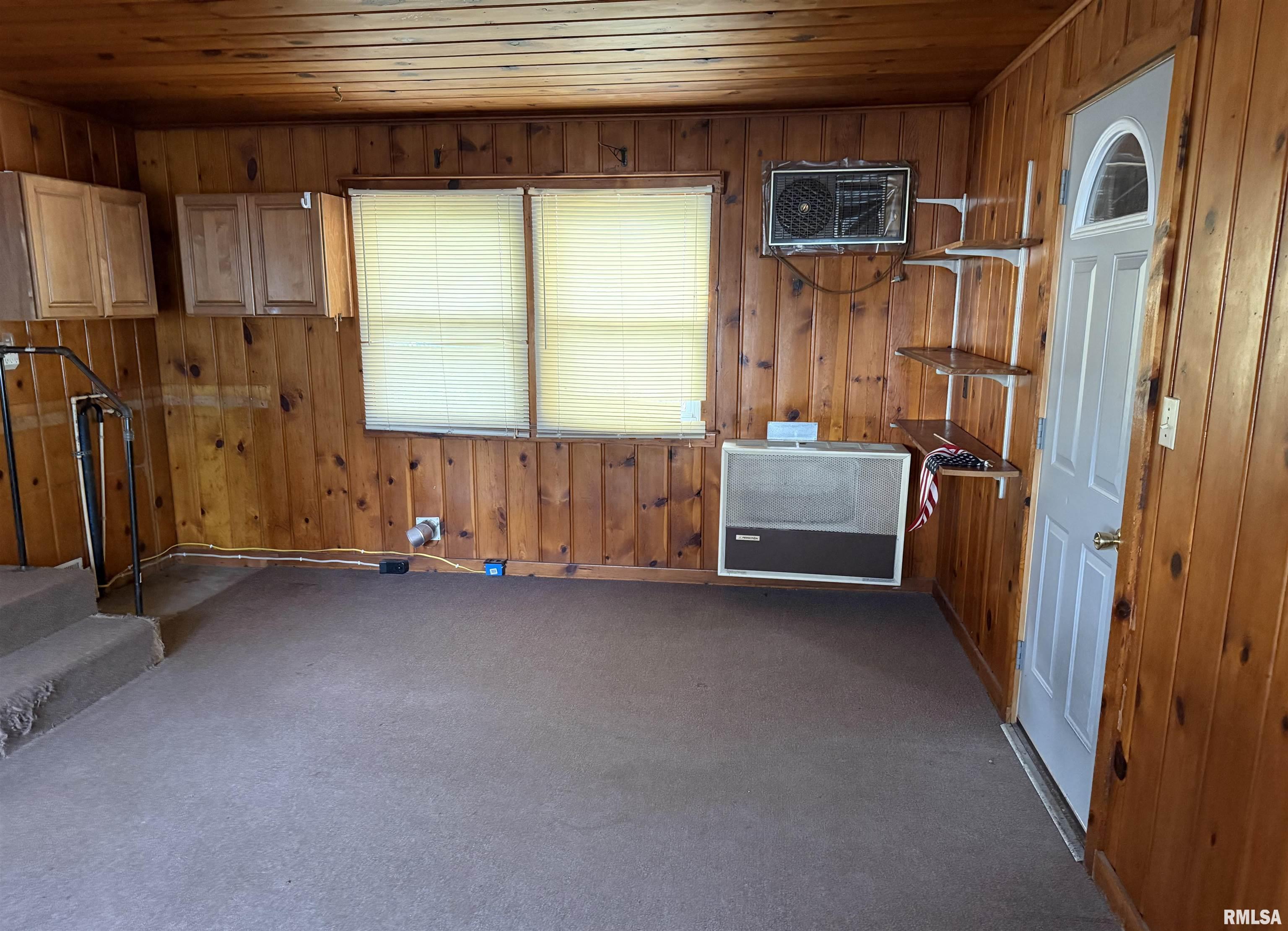 355 West Elm Street Waverly, IL 62692 - Photo 15 of 20