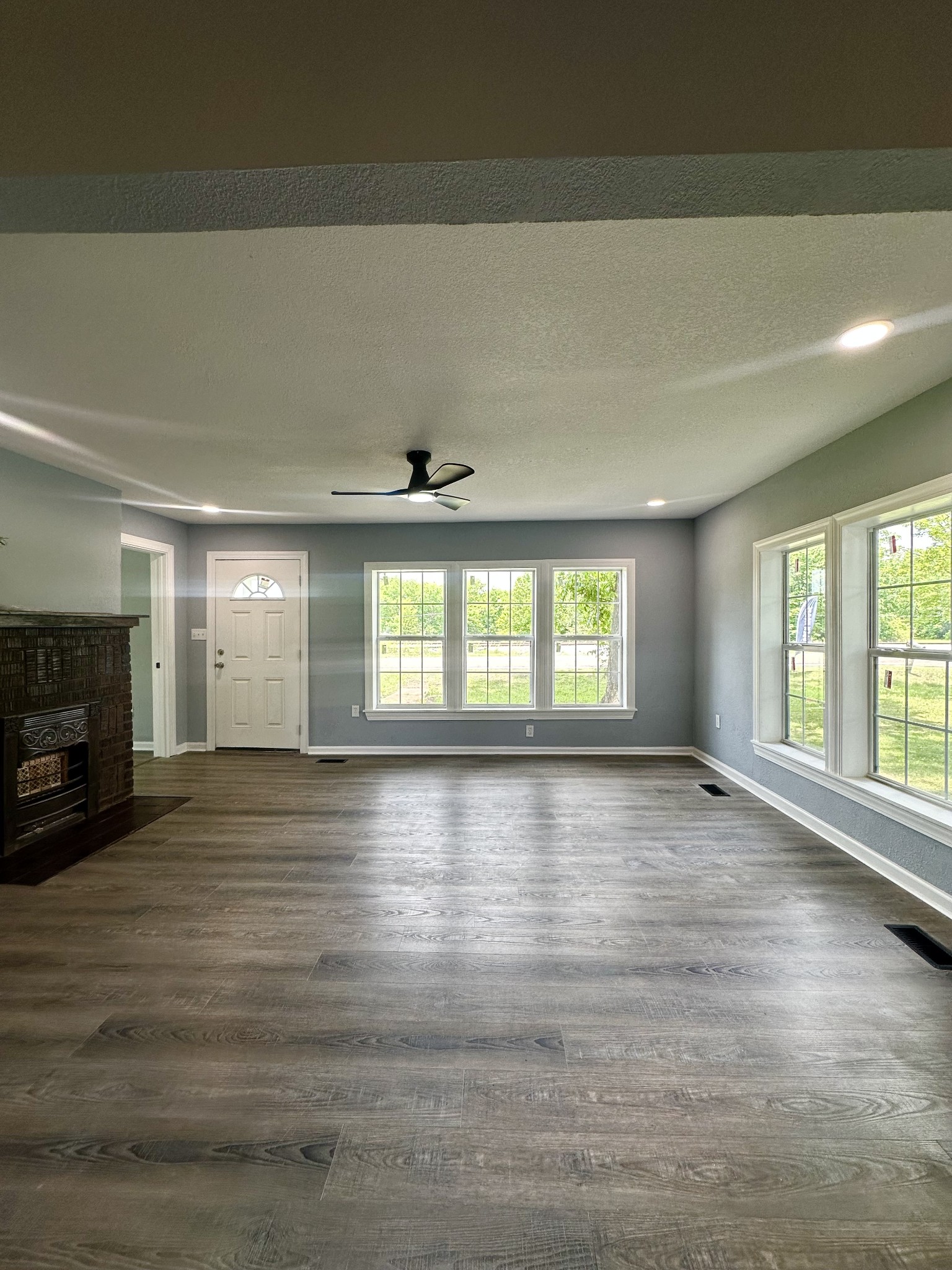 5800 Broad Street North Trezevant, TN 38258 - Photo 2 of 19