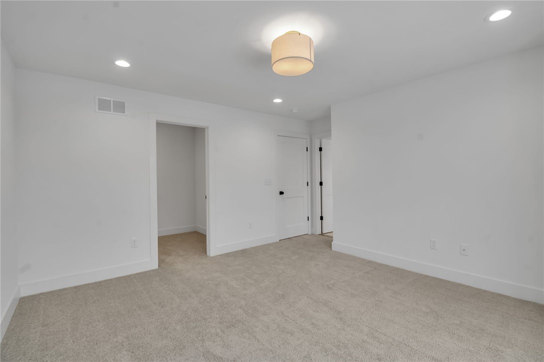 9767 Greiner Road Clarence, NY 14031 - Photo 18 of 26