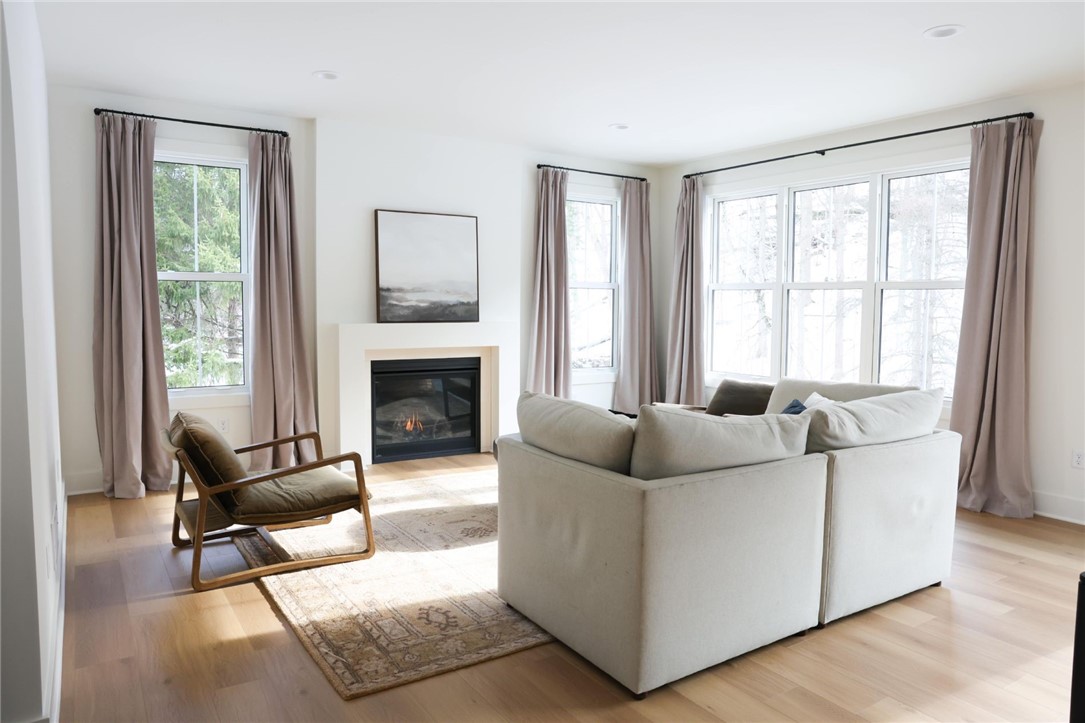 9767 Greiner Road Clarence, NY 14031 - Photo 3 of 36